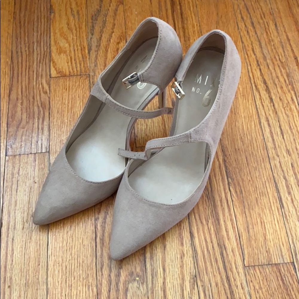 Mix No. 6 Pumps